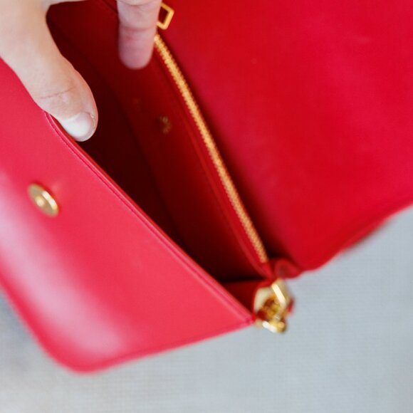 Stuart Weitzman Gabriella Red Leather crossbody bag - Picture 12 of 12